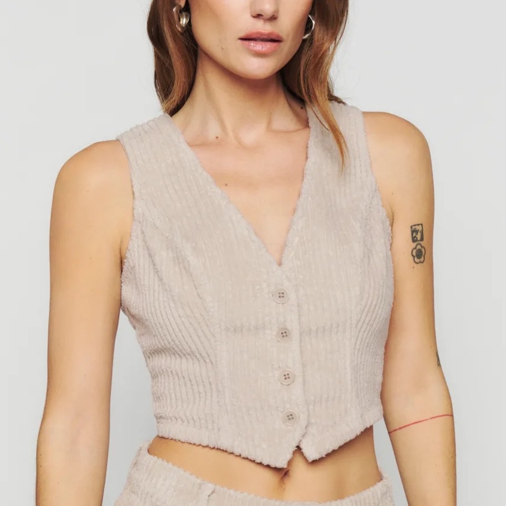 Reformation Devin corduroy vest size 2